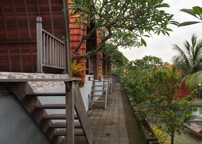 The Joglo Tegeh Buhu 3* Jimbaran